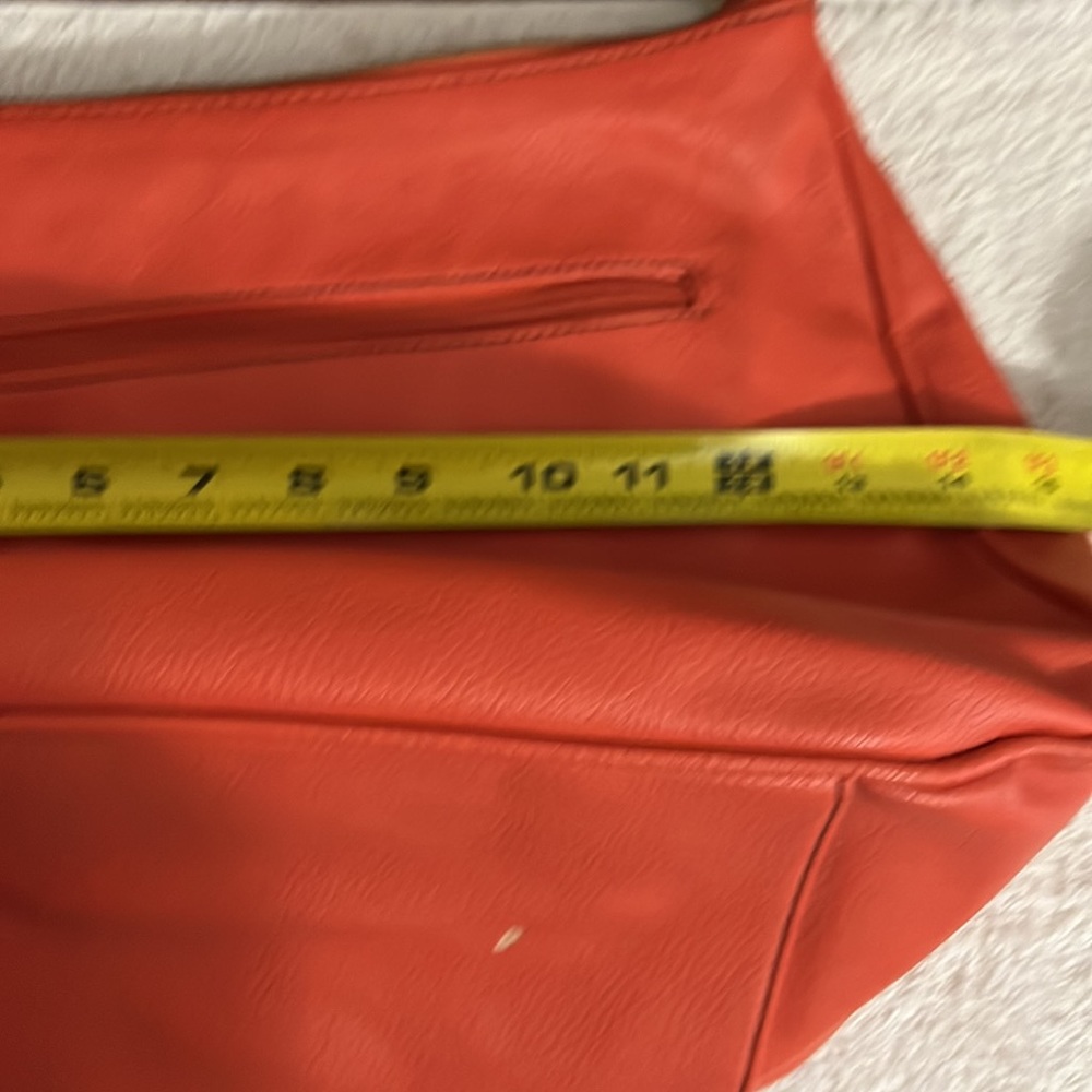 Liz Claiborne Orange Shoulder Bag Zipper Top Closure - Picture 13 of 16